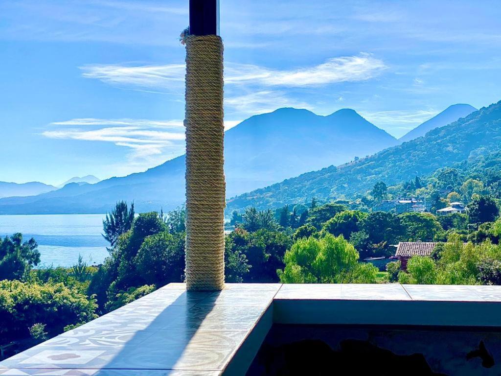 Hotel Ariana San Pedro La Laguna Exteriör bild