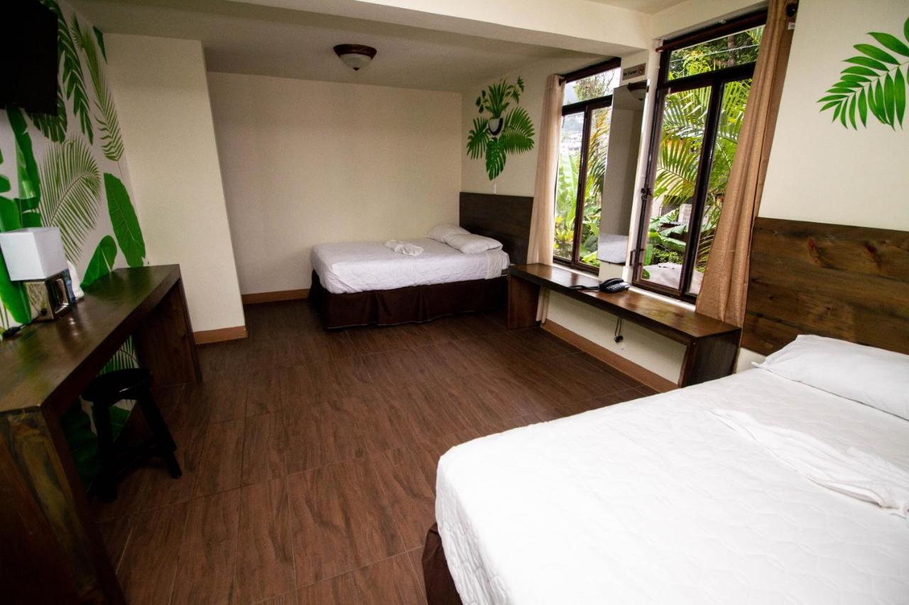 Hotel Ariana San Pedro La Laguna Exteriör bild